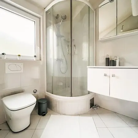 Cozyhouse79 3-bedroom With Gym * Bol