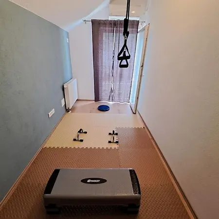 Cozyhouse79 3-bedroom With Gym Bol