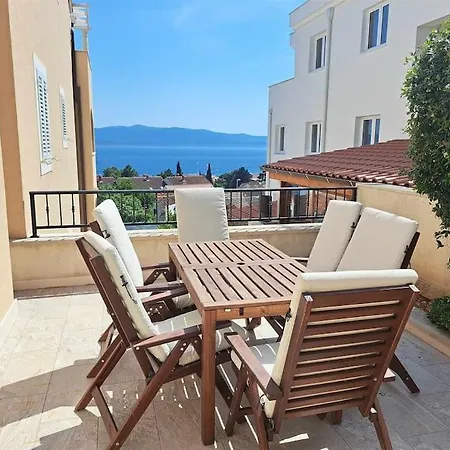 Cozyhouse79 3-bedroom With Gym Ferienhaus Bol