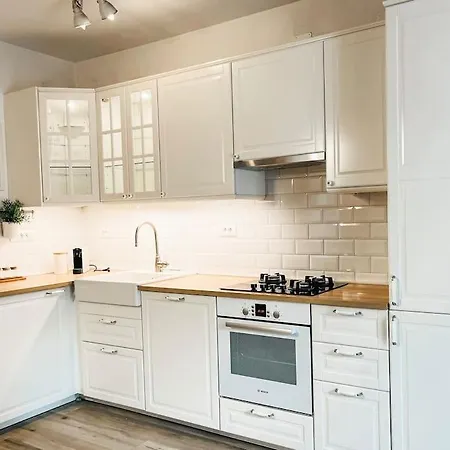 Cozyhouse79 3-bedroom With Gym Ferienhaus Bol