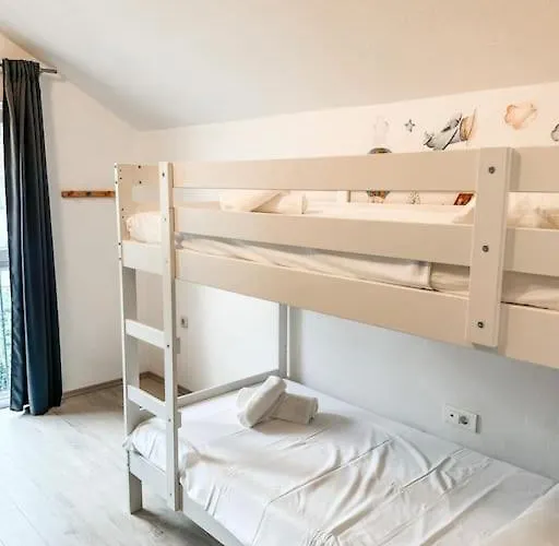 Cozyhouse79 3-bedroom With Gym Ferienhaus Bol